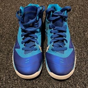 Nike AirMax Youth Basketball Shoes